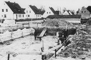 Im mnsterlndischen Nordwalde entstand auf Initiative der Gemeinde zwischen 1948 und 1962 die Barkhofsiedlung fr ca. 1.000 Einheimische und Vertriebene.