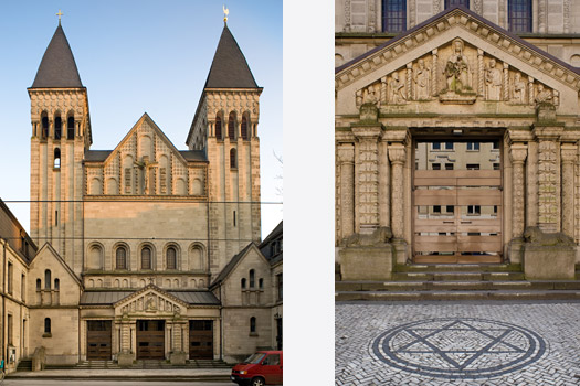 St. Anna in Dortmund, Gesamtansicht der Fassade und Detail des Portals