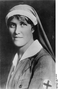 Elsa Brändström als Rote-Kreuz-Schwester in Sibirien, 1929 / Quelle: Bundesarchiv, Bild 183-R06836, CC-BY-SA