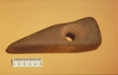 Werkzeugherstellung in der Steinzeit: Axt mit sanduhrförmiger Durchlochung (Mittelsteinzeit), Fundort: Villigst-Hachen / Schwerte, Ruhrtal-Museum