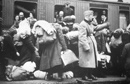 Der Beginn des Holocaust 1941: Deportation minden-ravensbergischer Juden auf dem Bahnhof Bielefeld / Bielefeld, Stadtarchiv
